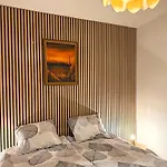 Aurora Apartment *